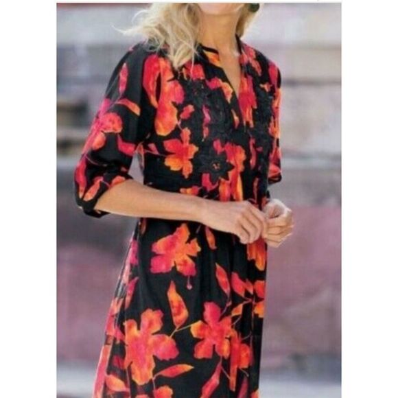 SOFT SURROUNDINGS Hibiscus Floral Tunic Top Shirt Blouse  Sz medium Good CONDITI - Picture 2 of 9